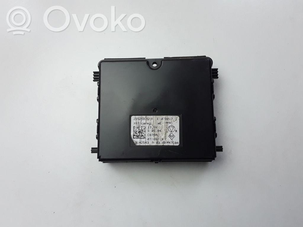 Renault Captur Kiti valdymo blokai/ moduliai 