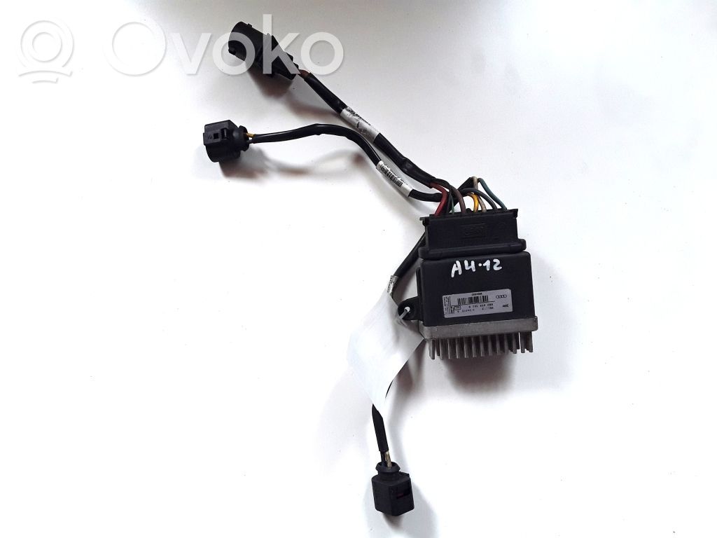 Audi A4 S4 B7 8E 8H Coolant fan relay 