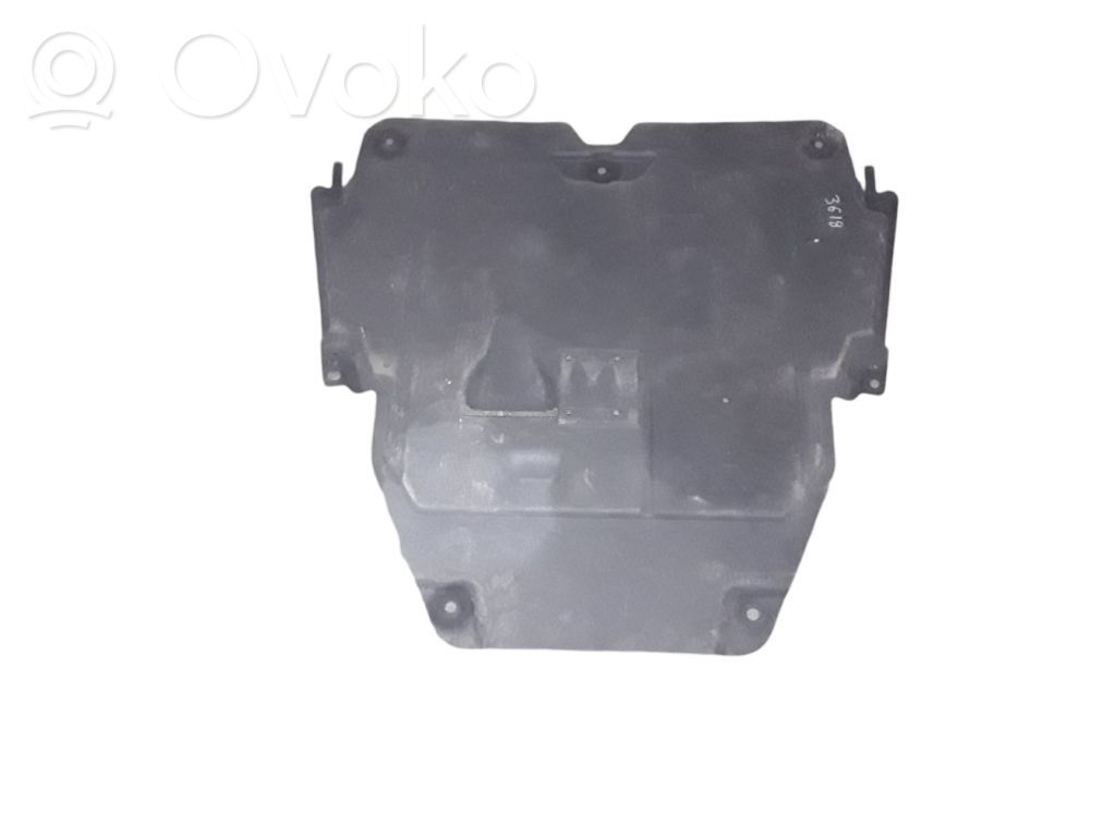 Renault Megane IV Engine splash shield/under tray 