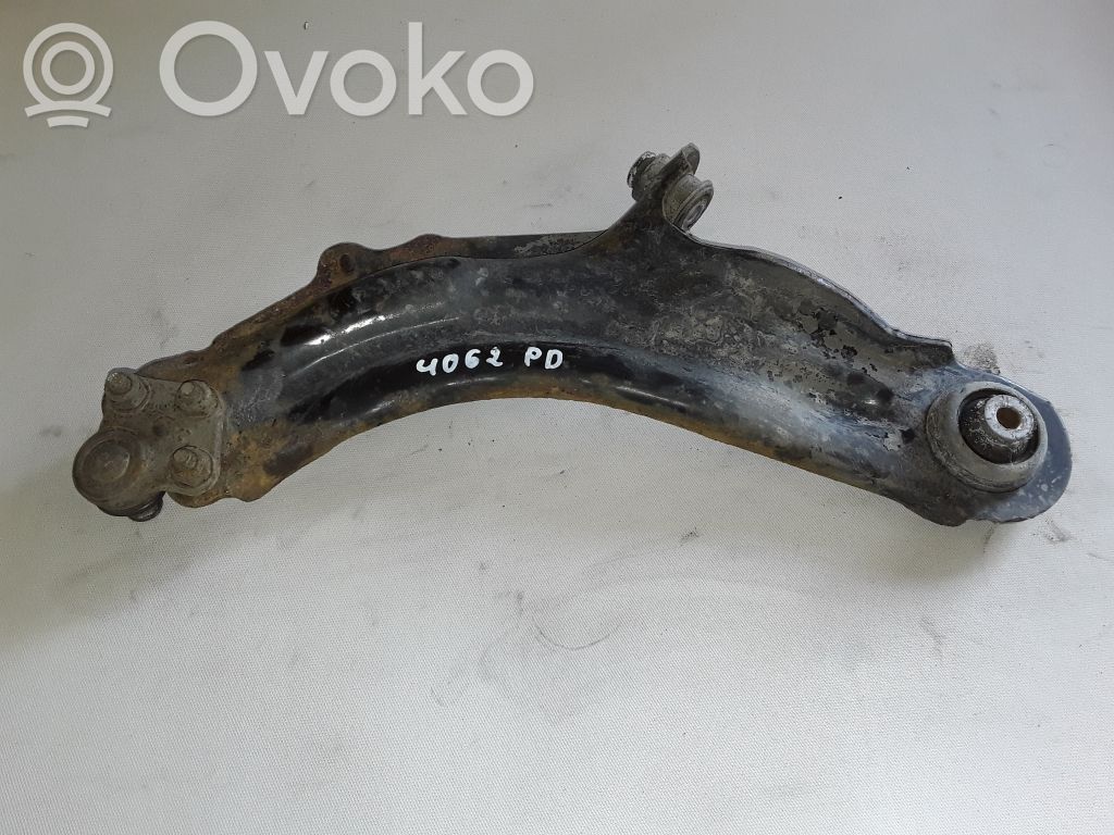 Renault Kangoo II Dolny wahacz przedni 