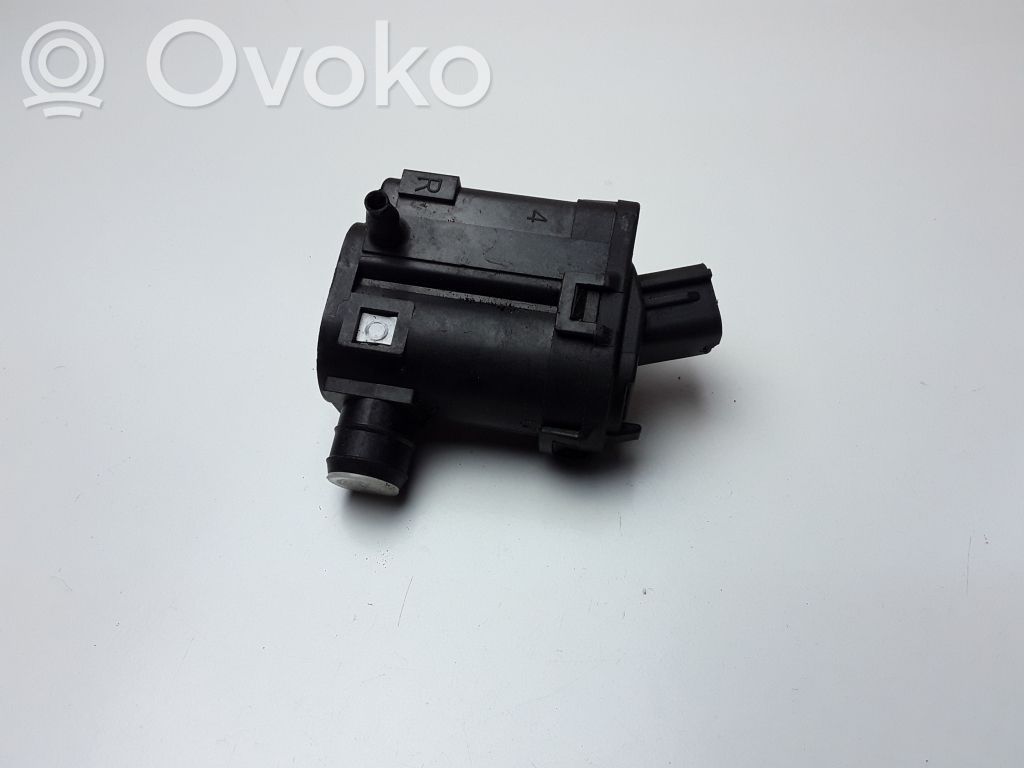 Hyundai Kona I Windscreen/windshield washer pump 
