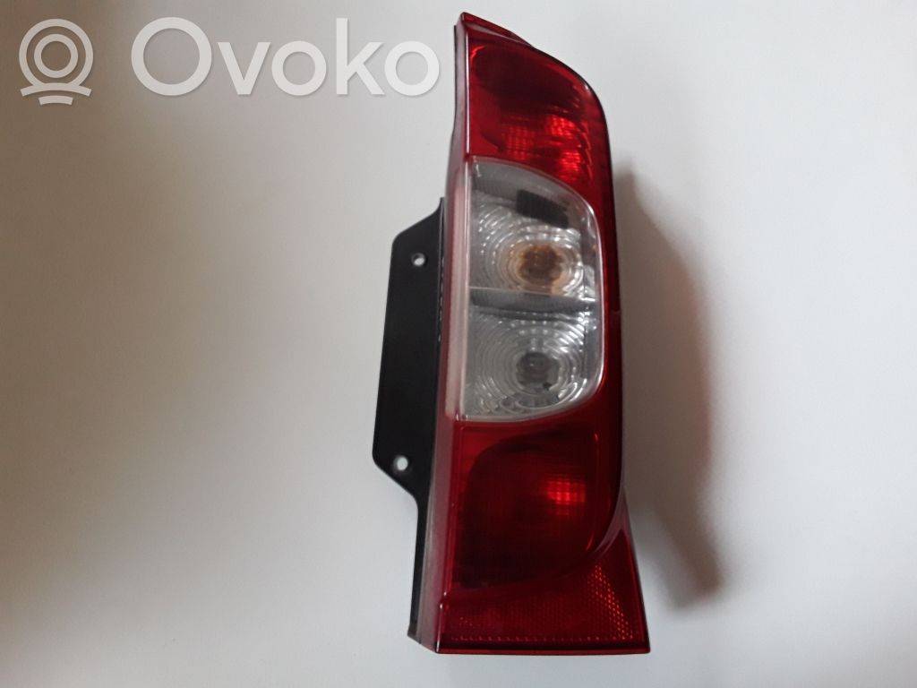 Peugeot Bipper Galinis žibintas kėbule 
