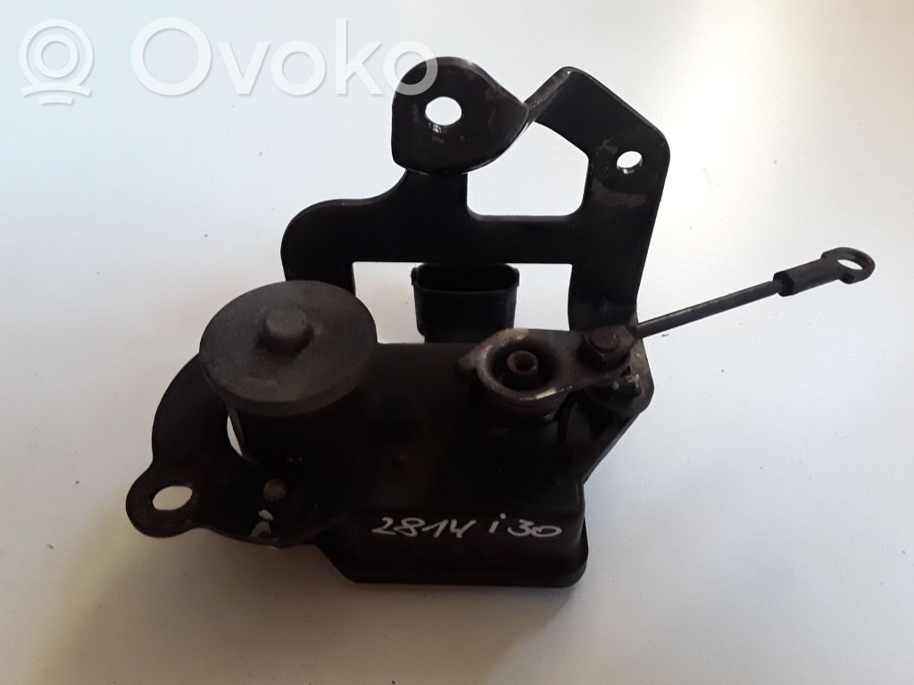 Hyundai i30 Intake manifold valve actuator/motor 