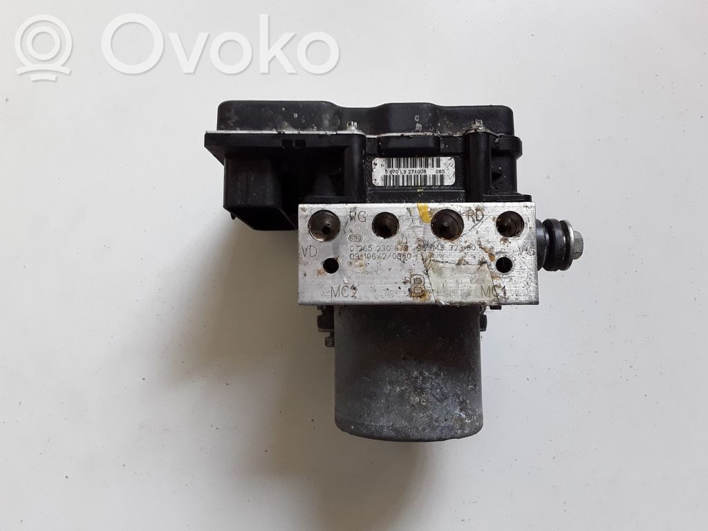 Peugeot 5008 ABS Pump 