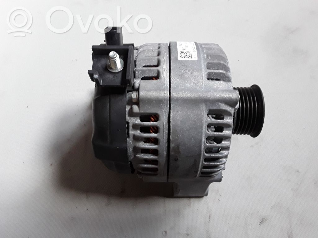 BMW 3 F30 F35 F31 Generatorius 