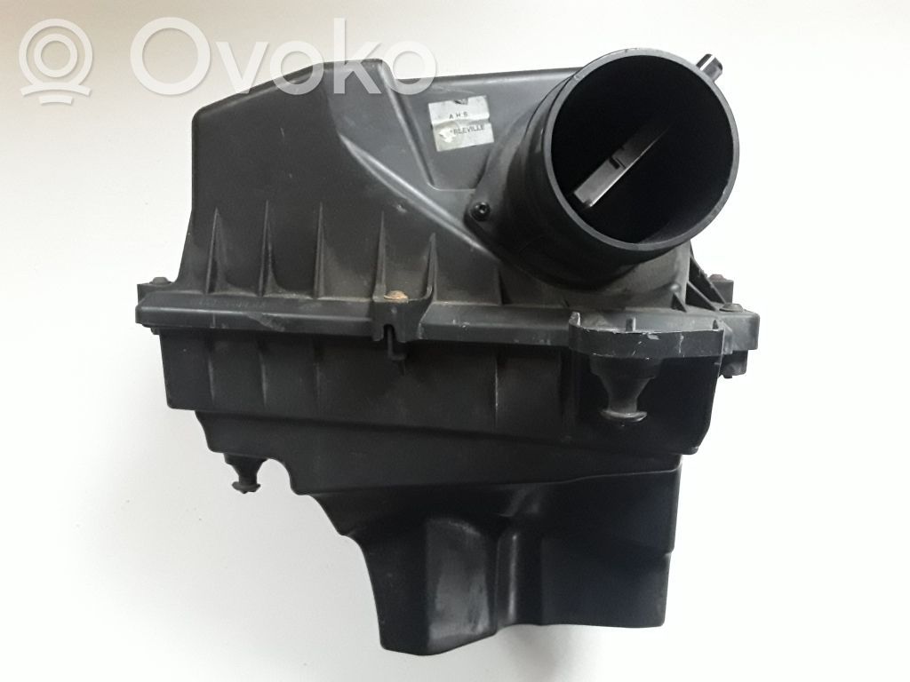 Ford Focus Air filter box 