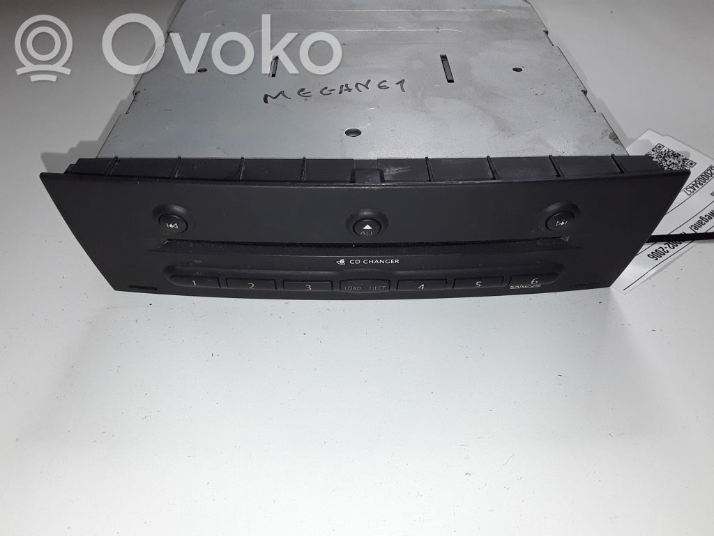 Renault Megane II Radio/CD/DVD/GPS head unit 