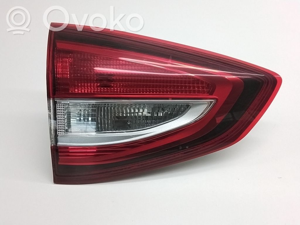Ford C-MAX II Lampă spate în capacul portbagajului 