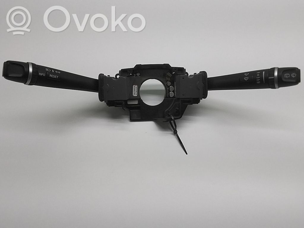 Volvo S60 Wiper turn signal indicator stalk/switch 