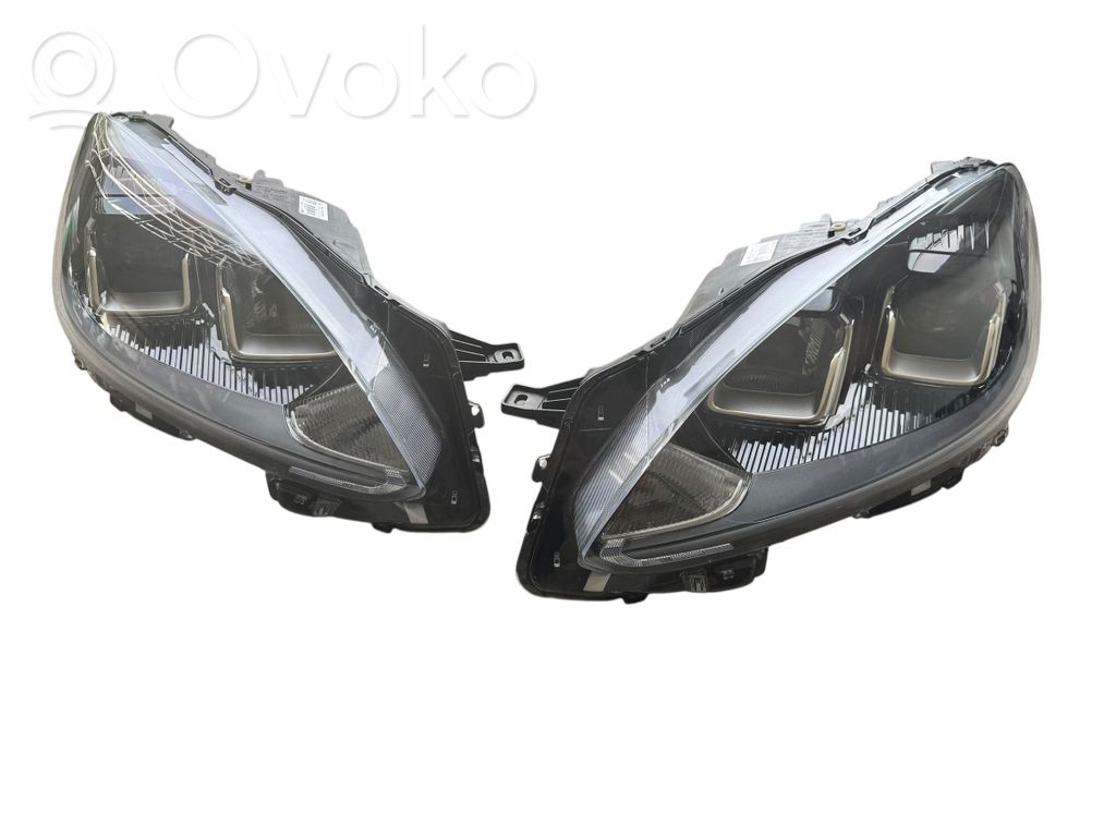 Ford Kuga III Headlight/headlamp 