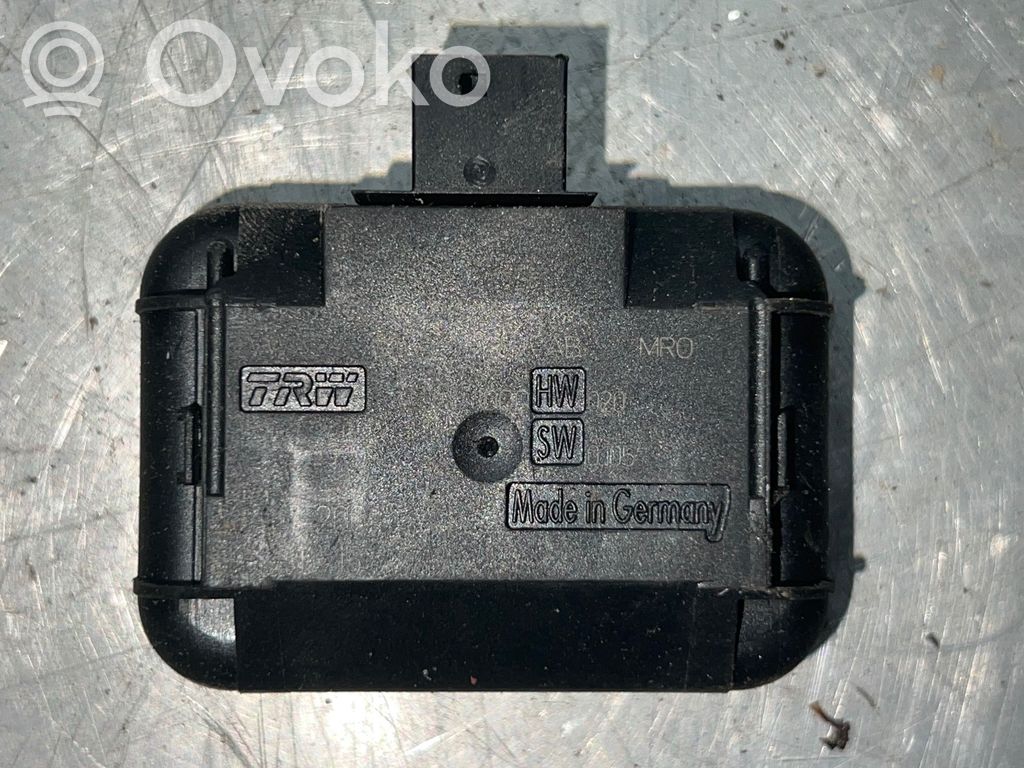 Volkswagen PASSAT B6 Lietus sensors 