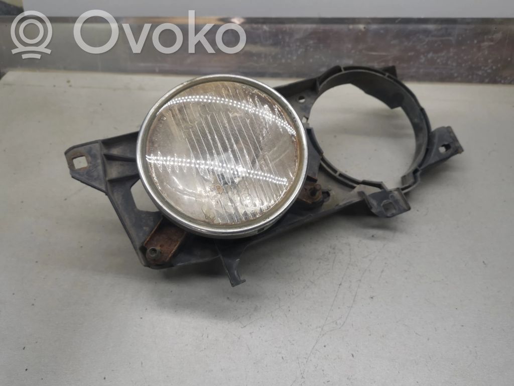 BMW 5 E34 Headlight/headlamp 