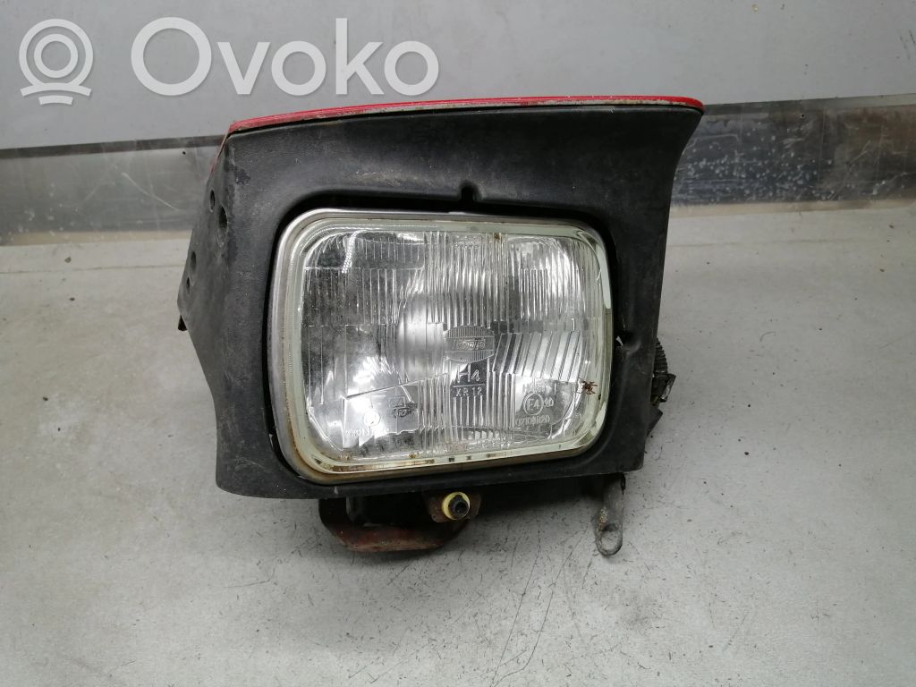 Mazda 323 F Priekšējais lukturis 