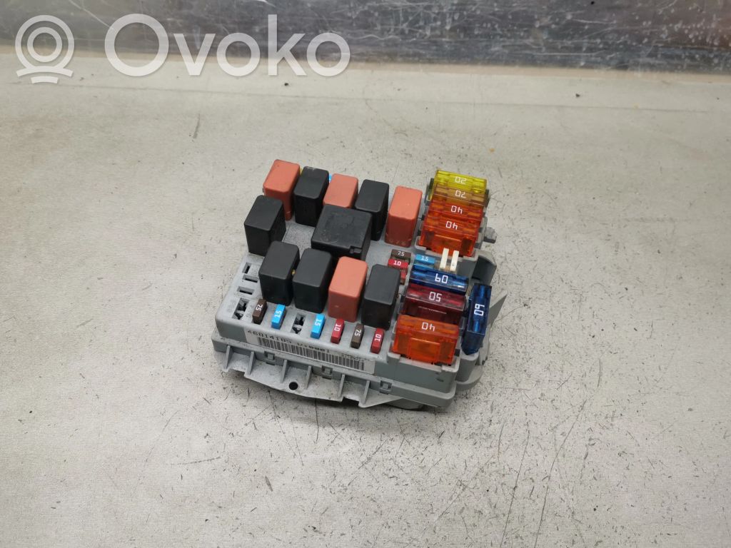 Módulo de fusible   46814185