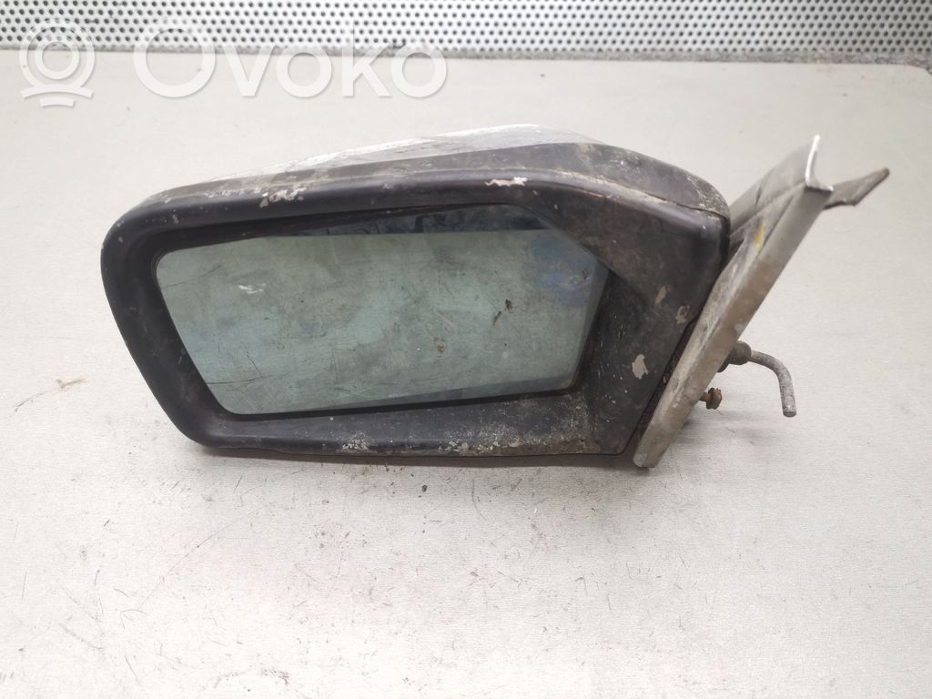 Mercedes-Benz W123 Manualne lusterko boczne drzwi przednich 