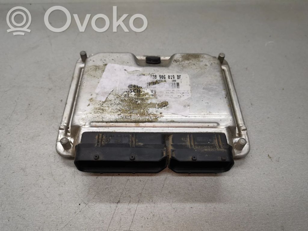 Engine control unit/module   0281010221,038906019BF