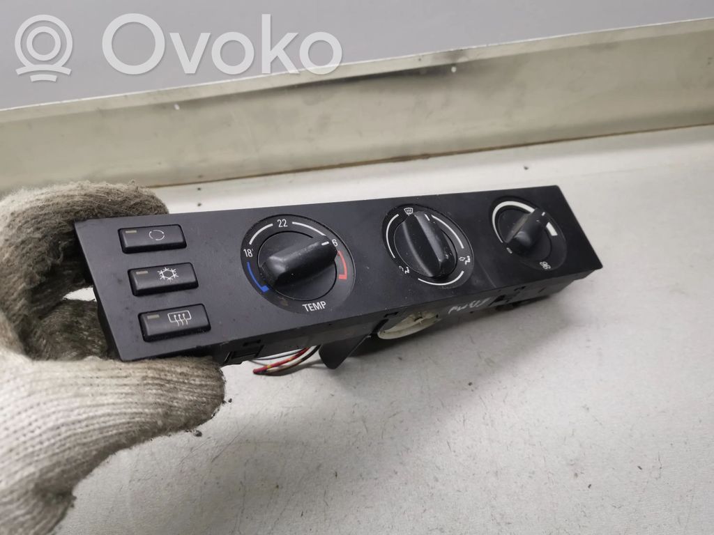 BMW 5 E39 Climate control unit 