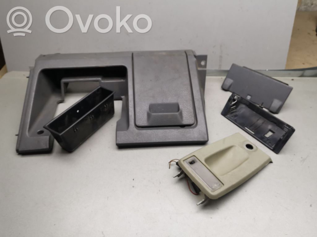 Ford Sierra Kita salono detalė 