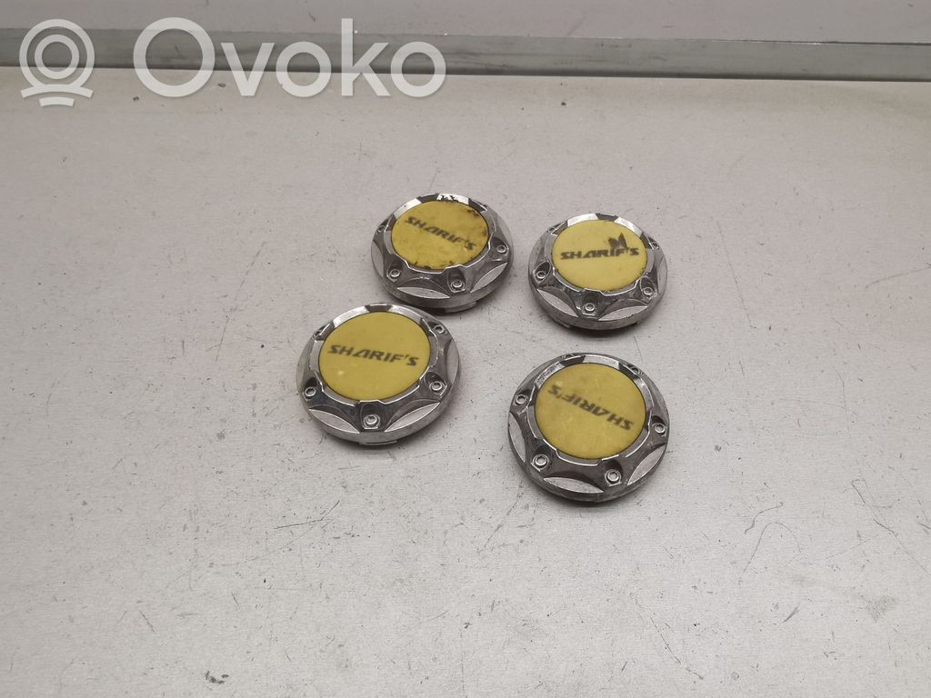 BMW 5 E39 Non-original wheel cap 