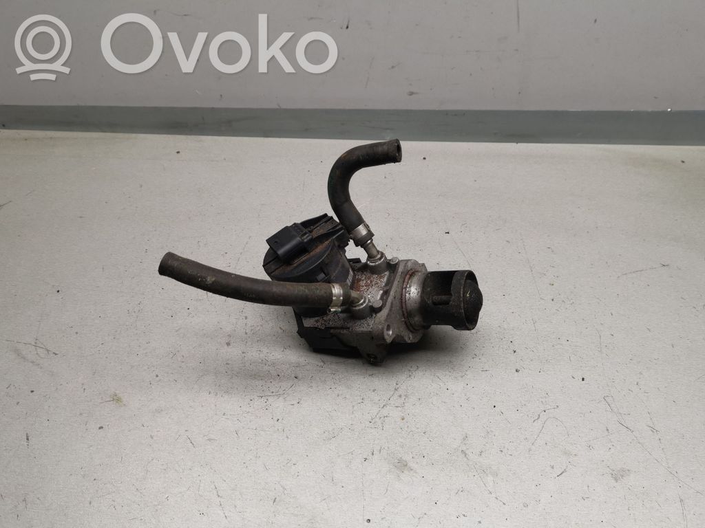 BMW 3 E90 E91 EGR vožtuvas 