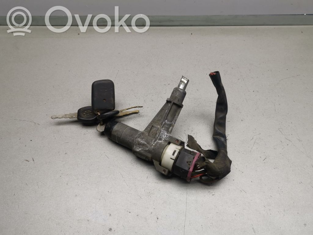 Audi A6 S6 C4 4A Virtalukko 