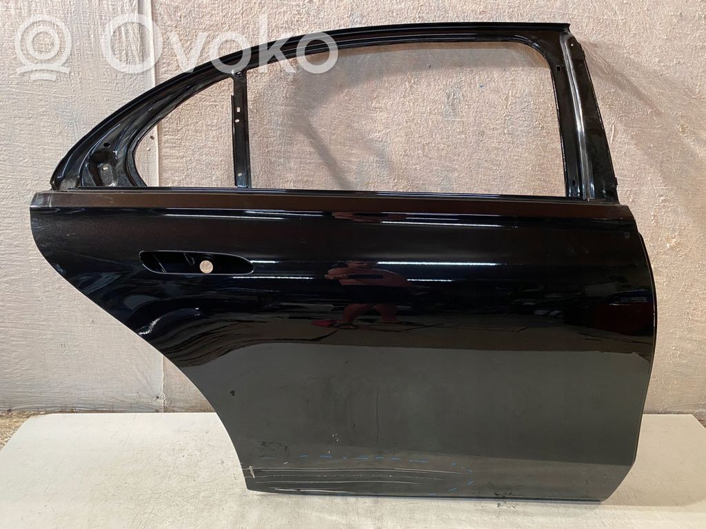 Mercedes-Benz S W223 Aizmugurējās durvis 