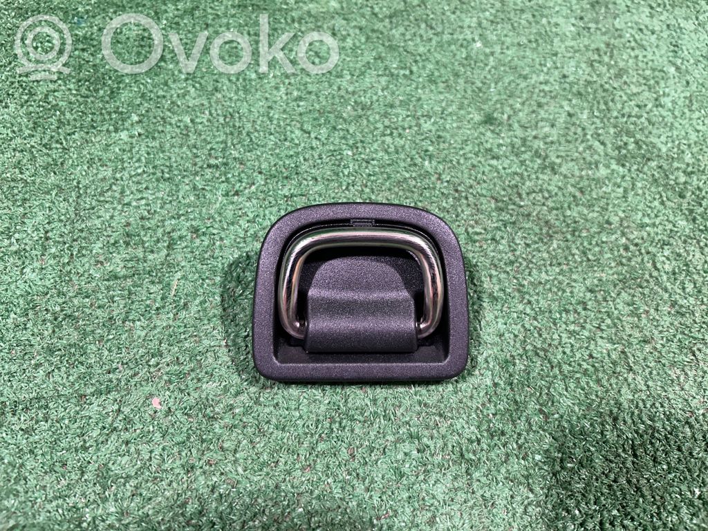 Tie down hook / loop   8V0863503C