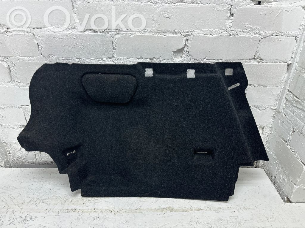Volvo V40 Boczek / Tapicerka / bagażnika 
