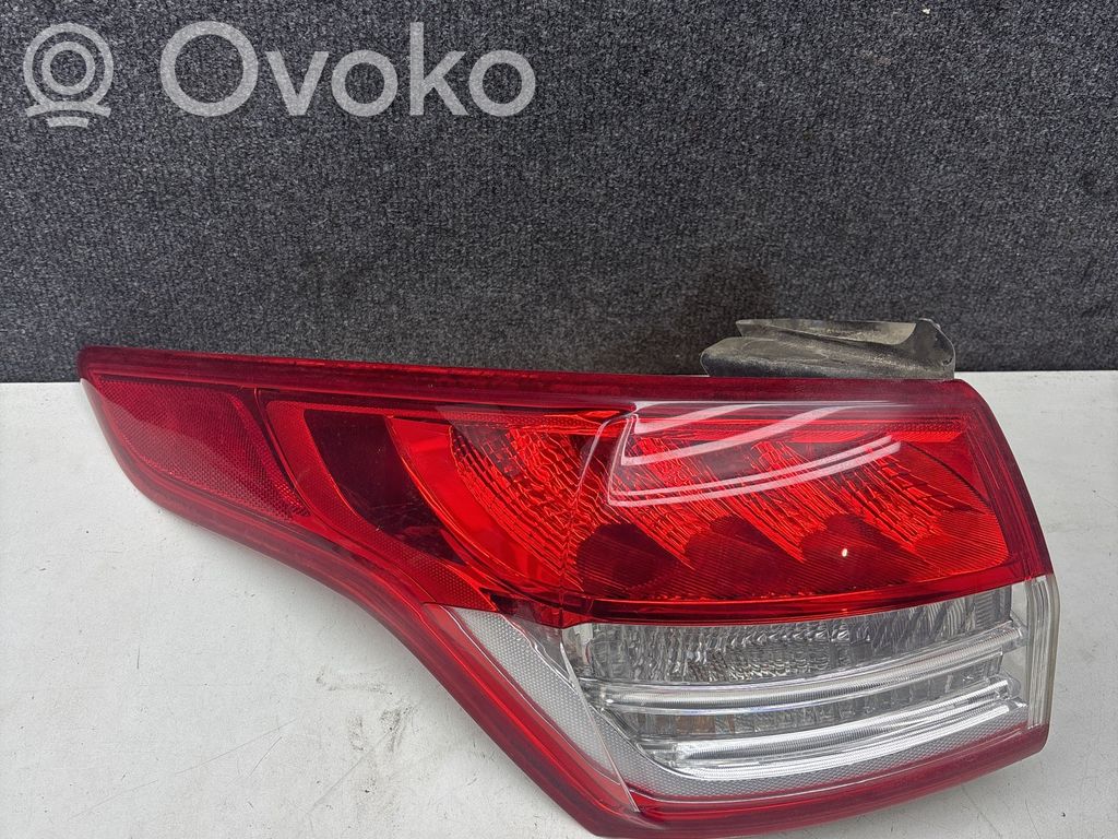 Ford Kuga II Takavalot 