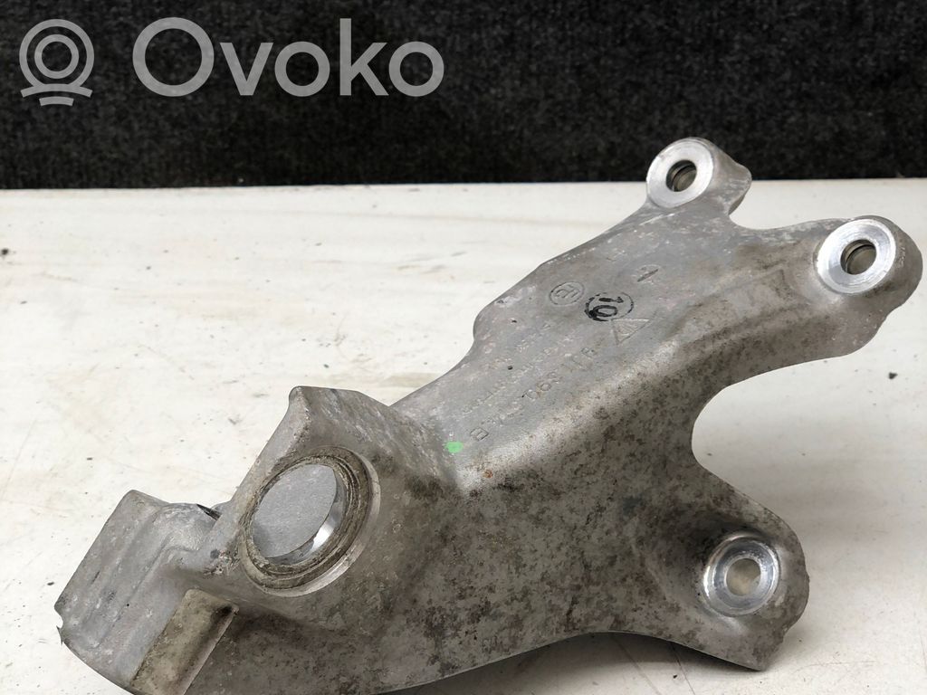 Porsche Taycan 9J1 Moottorin kiinnikekorvake (käytetyt) 