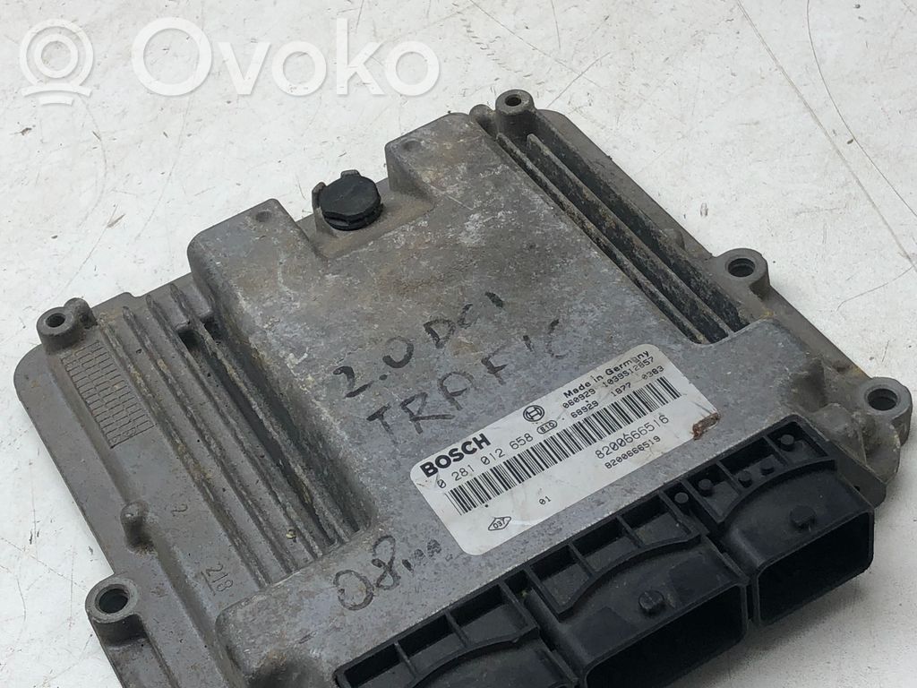 Renault Trafic II (X83) Engine control unit/module 