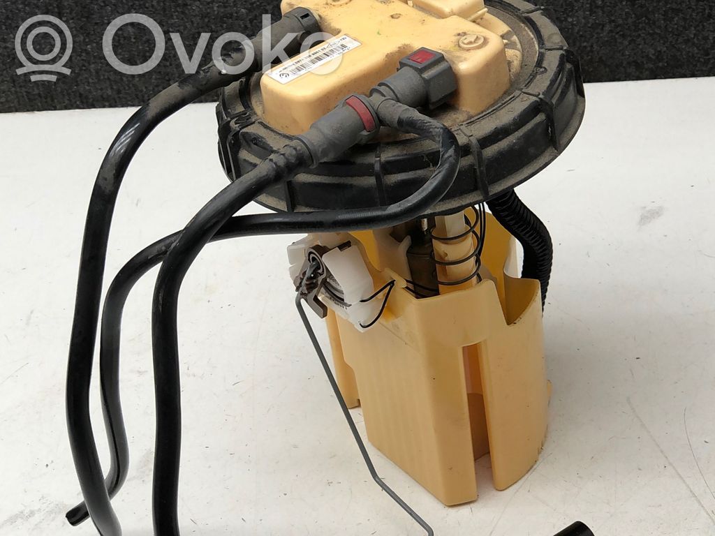 Renault Captur Bomba interna de combustible 