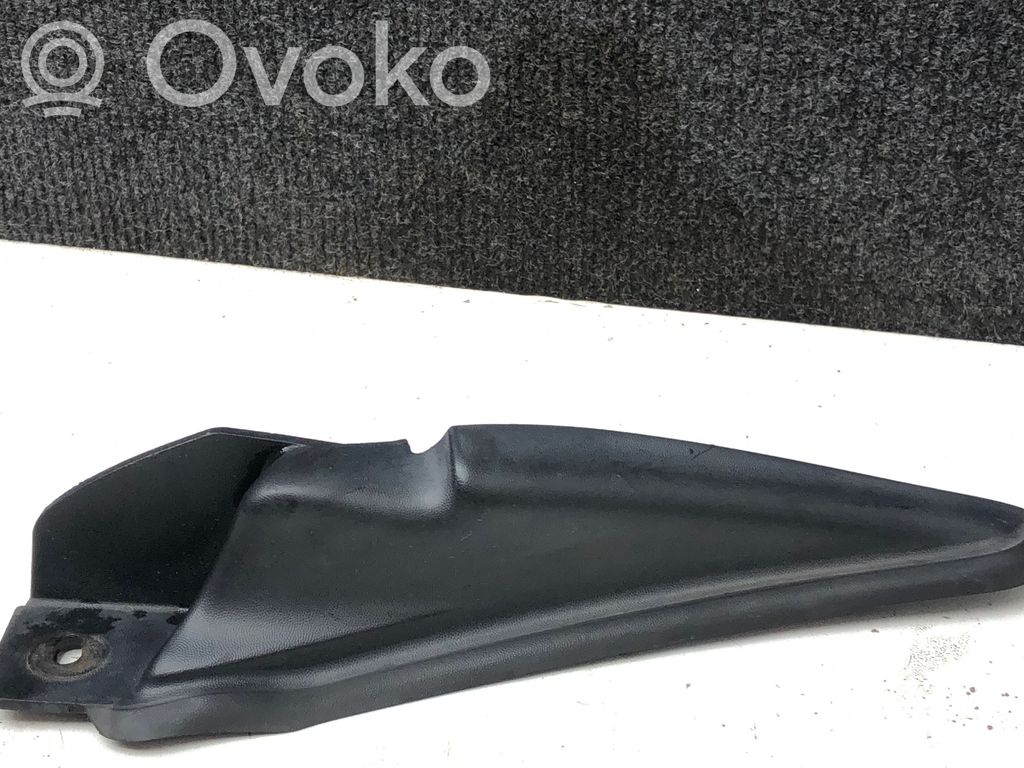 Renault Captur Windshield trim 