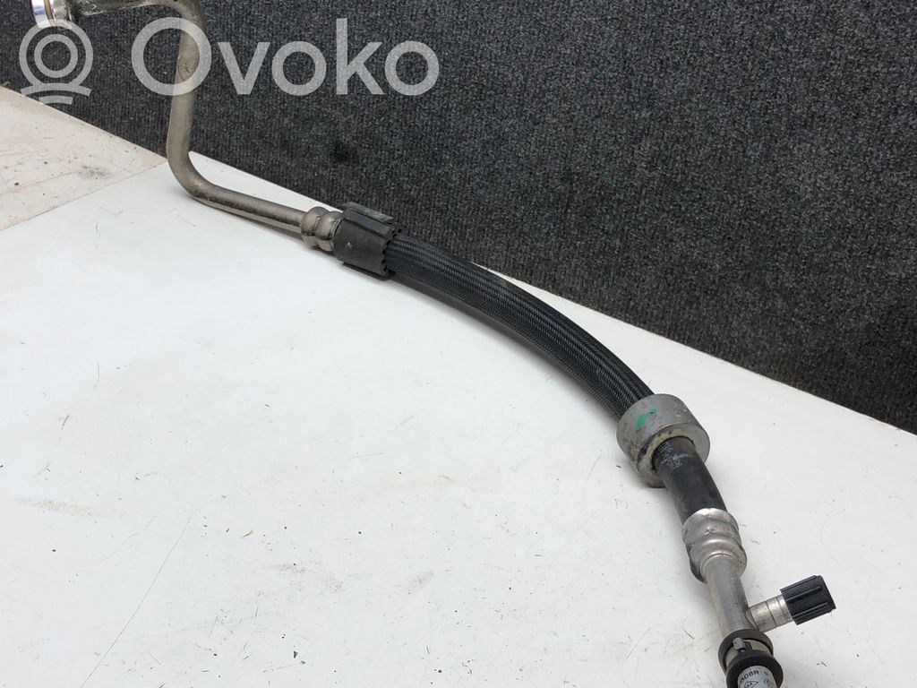 Renault Captur Ilmastointilaitteen putki (A/C) 