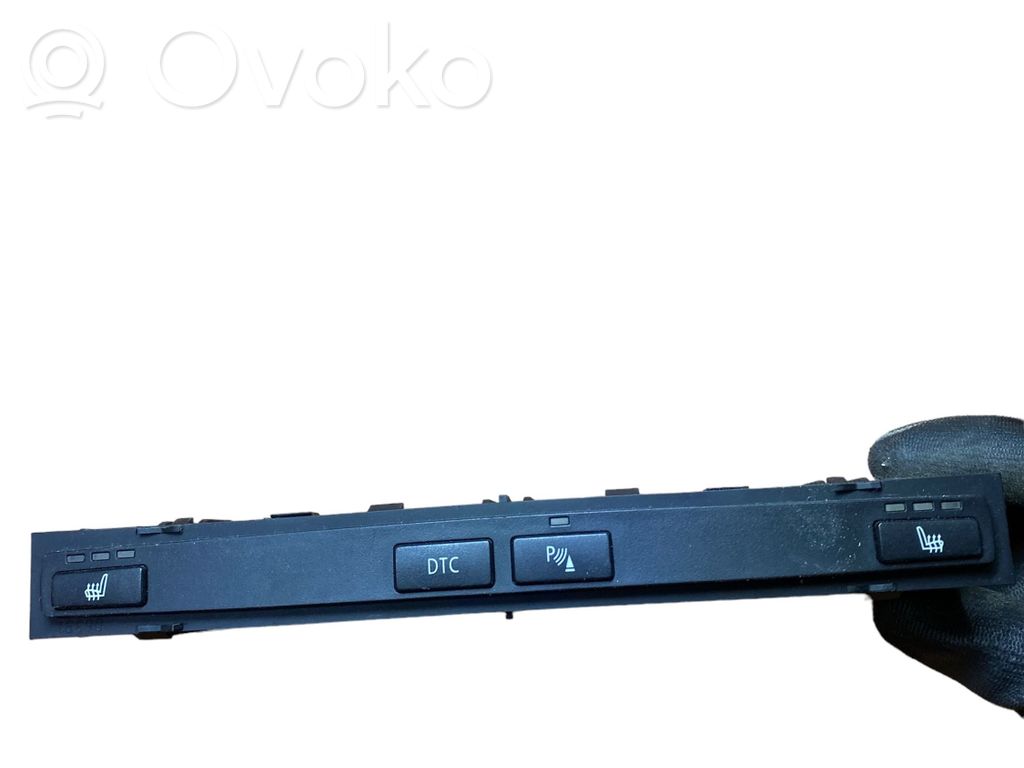 BMW 5 E60 E61 Seat heating switch 