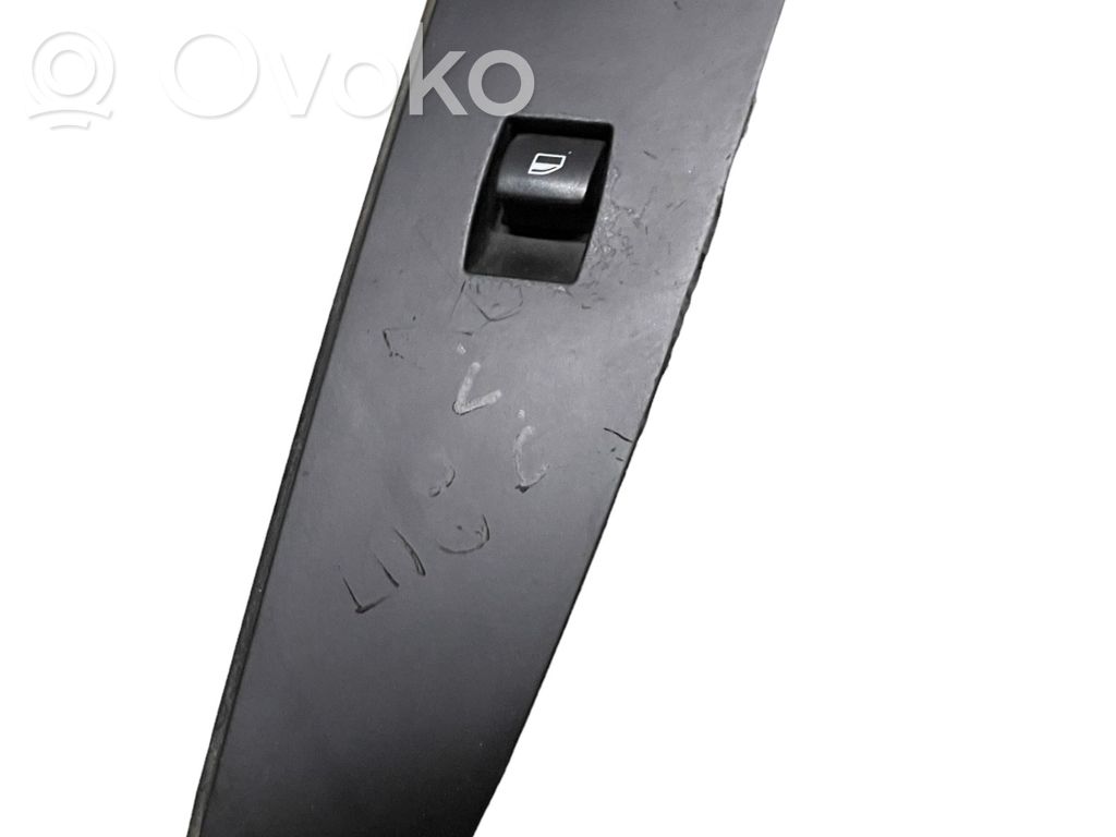 BMW 5 E60 E61 Electric window control switch 