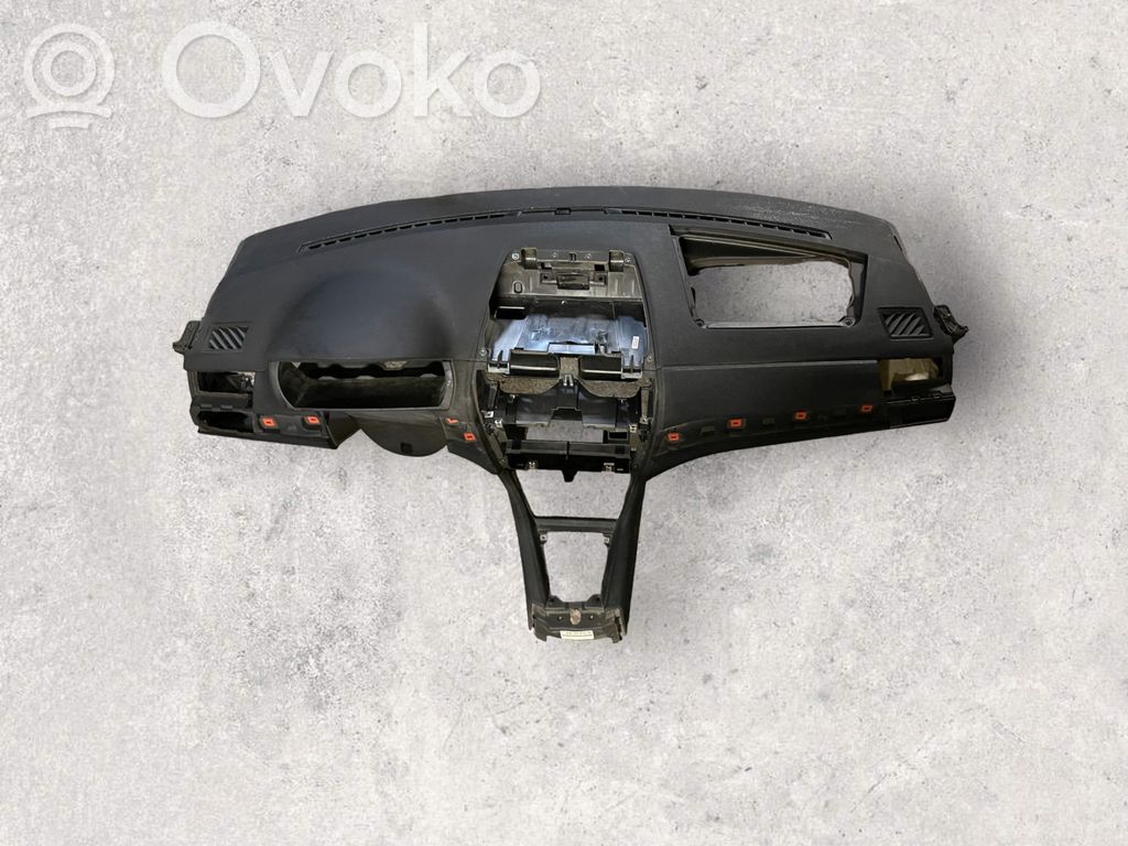 Dashboard   26851091,7055976