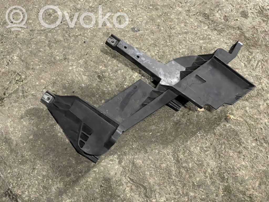 Headlight/headlamp mounting bracket   1301073024
