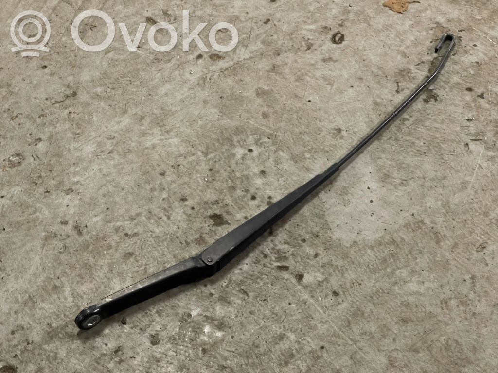 BMW X3 E83 Windshield/front glass wiper blade 