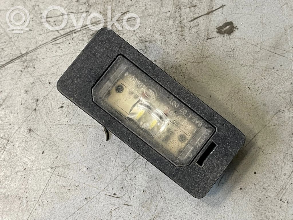 Number plate light   7193293,83952124