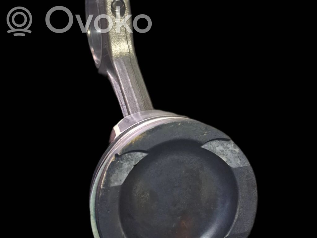 BMW 3 E92 E93 Piston with connecting rod 
