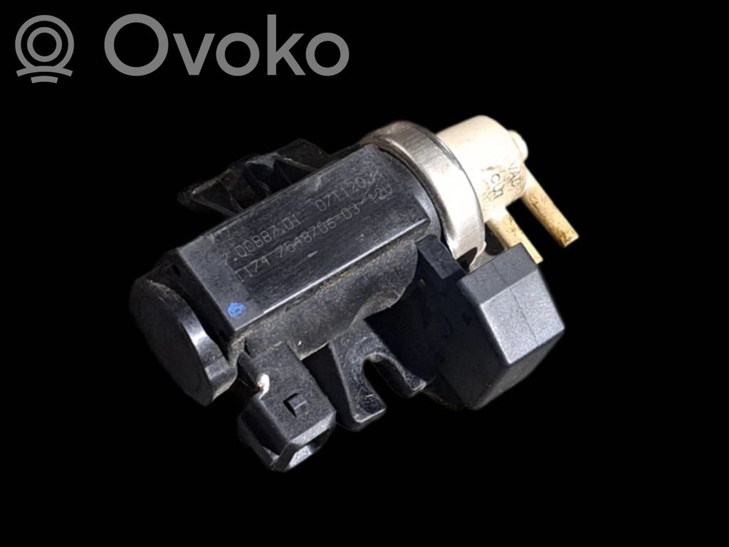 Vacuum valve   7548706