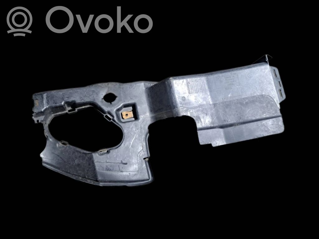 BMW 5 E60 E61 Oro paėmimo kanalo detalė (-ės) 