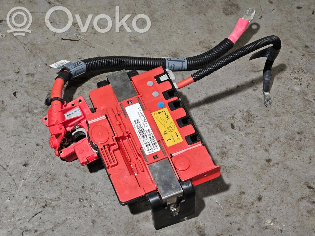 Plusjohtosarja   9201987,64863410