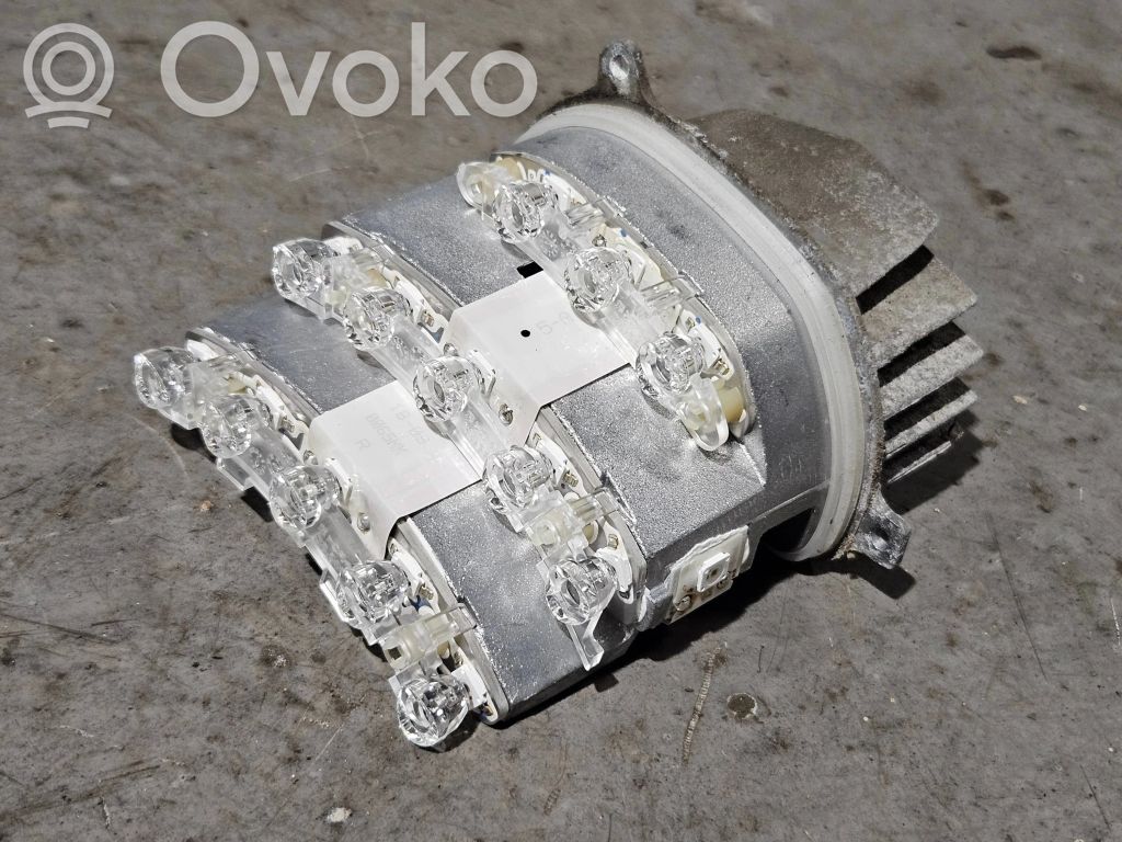 BMW 3 E90 E91 Headlight part 
