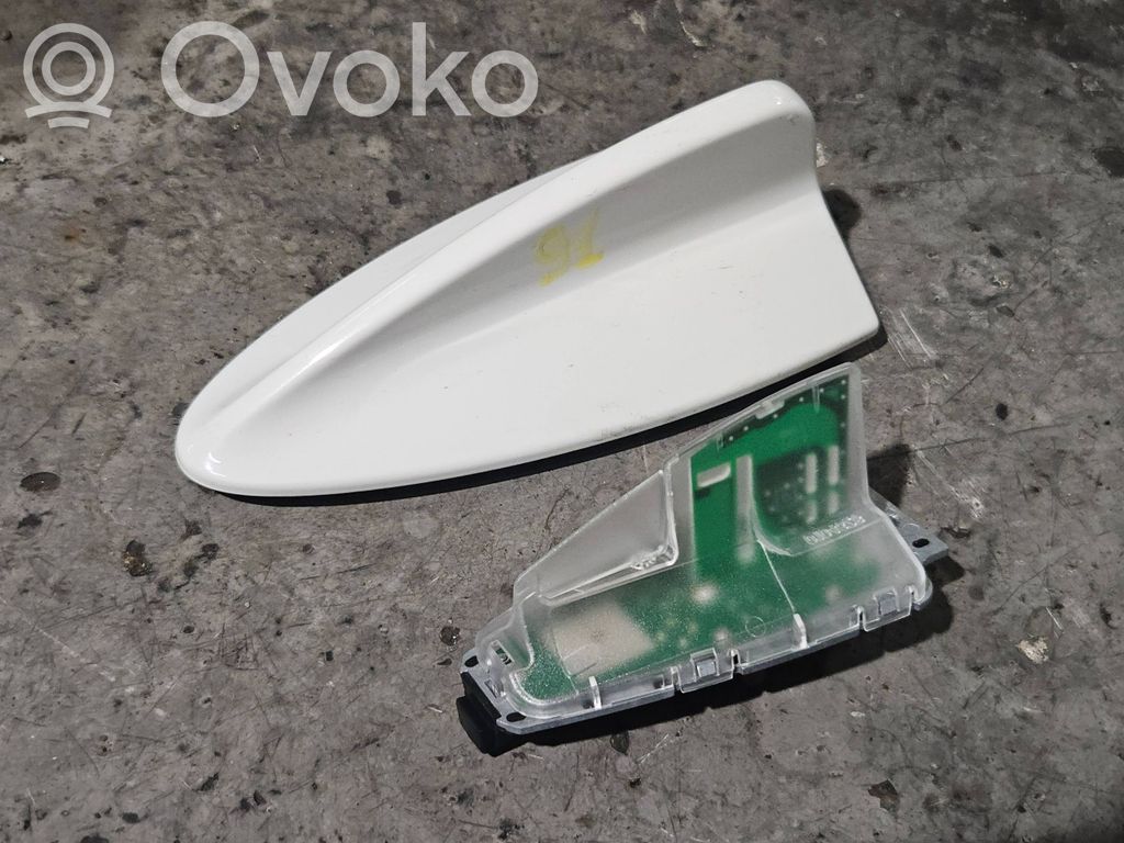 BMW 3 E90 E91 GPS Antenne 