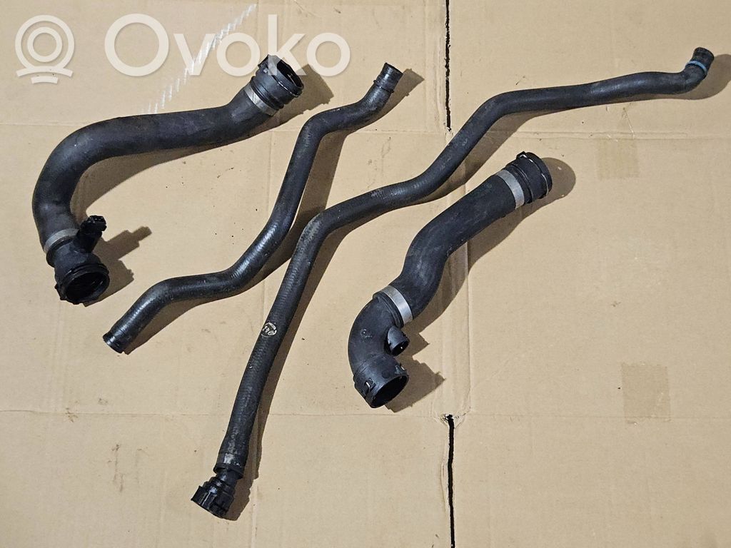 BMW 3 E46 Engine coolant pipe/hose 
