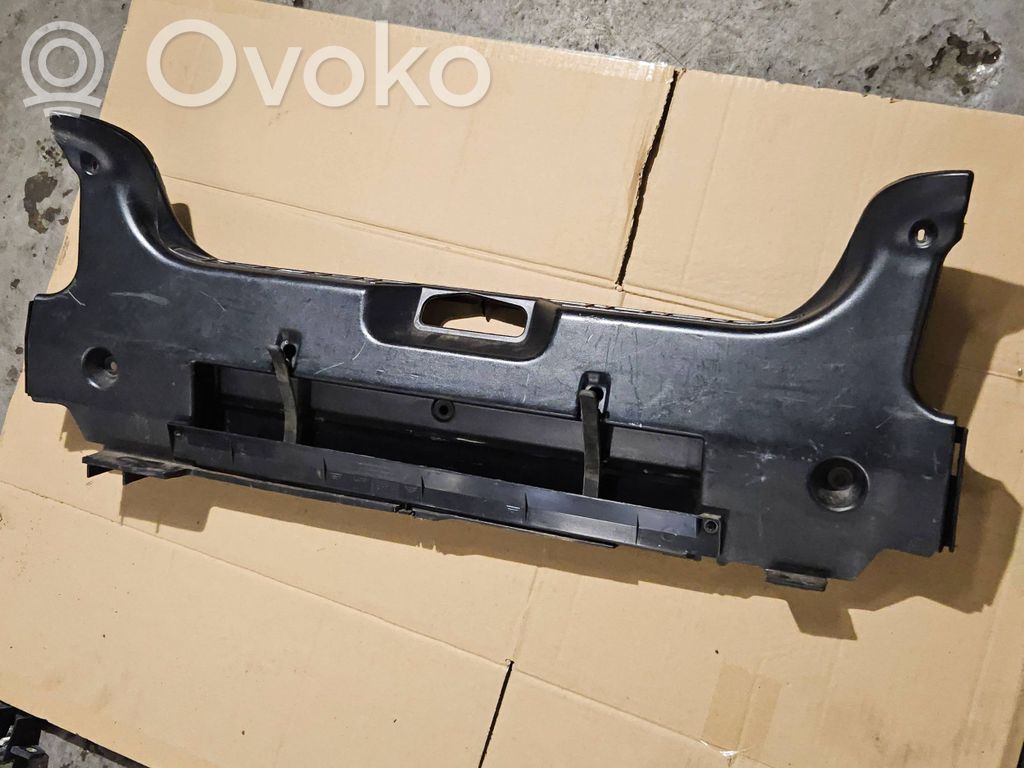 BMW Z3 E36 Bagažinės slenksčio apdaila 