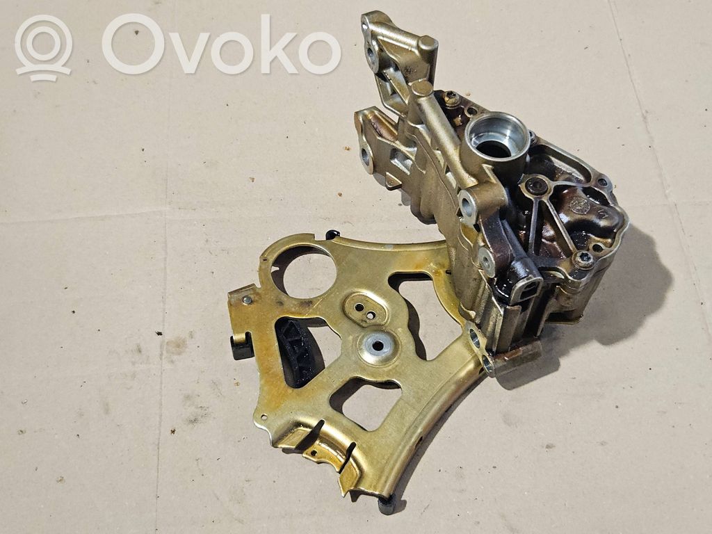 BMW 3 E90 E91 Oil pump 