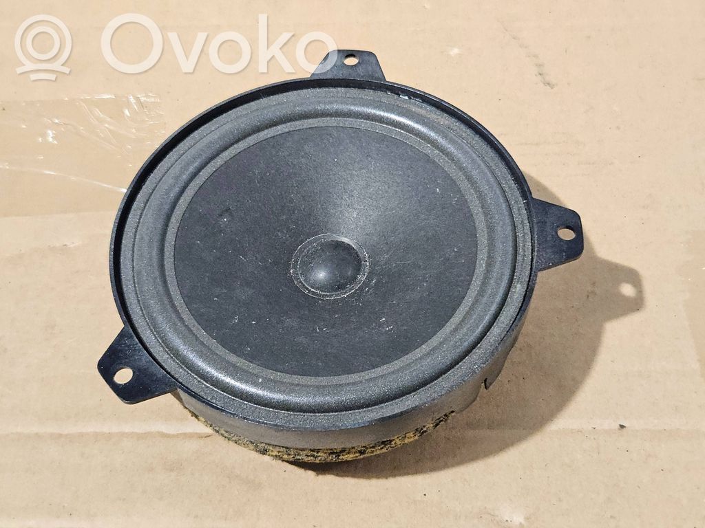 Front door speaker   8368233,3314128,4918430703